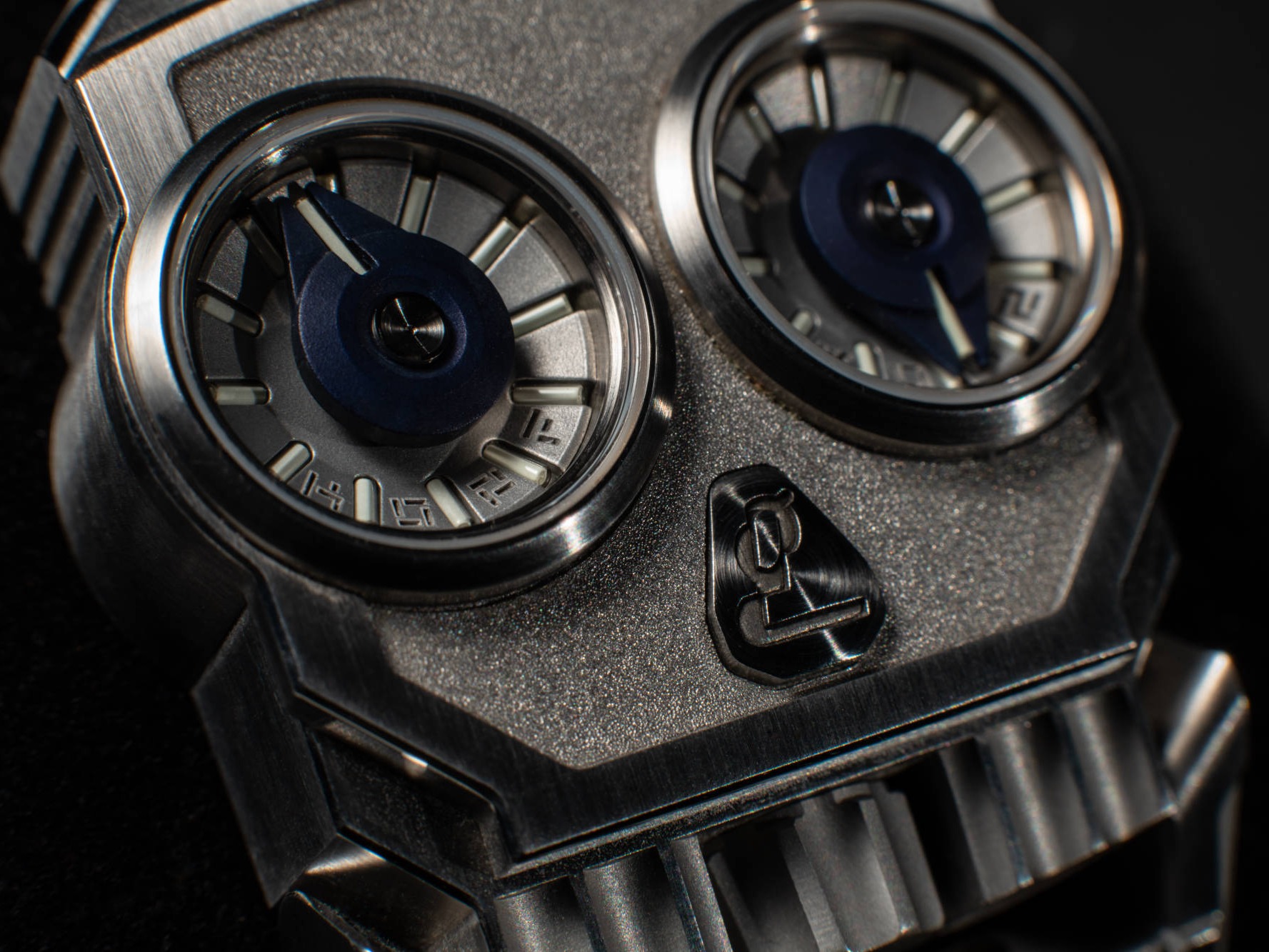 STAHLKOPF Skull watch